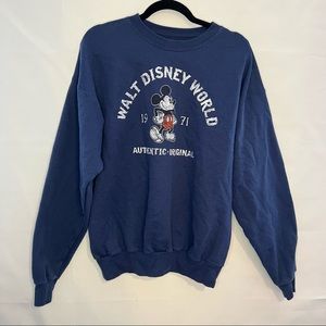 Walt Disney World sweatshirt size Large